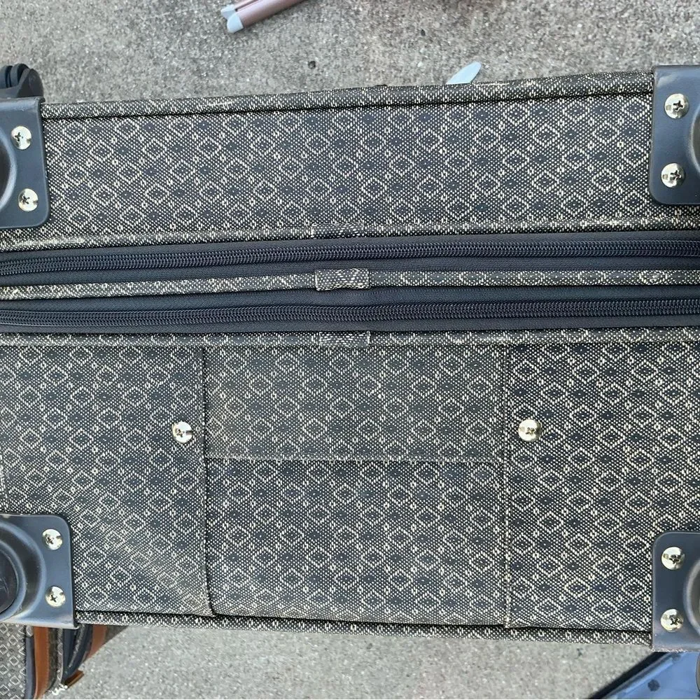 HARTMANN WINGS BELTING MOBILE TRAVELER EXPANDABLE SPINNER 25” Suitcase $1095